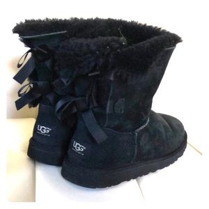 UGG woman’s Bailey Bow